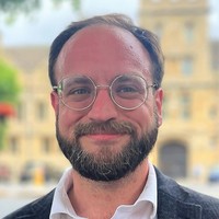 Dr. Ryan Haecker